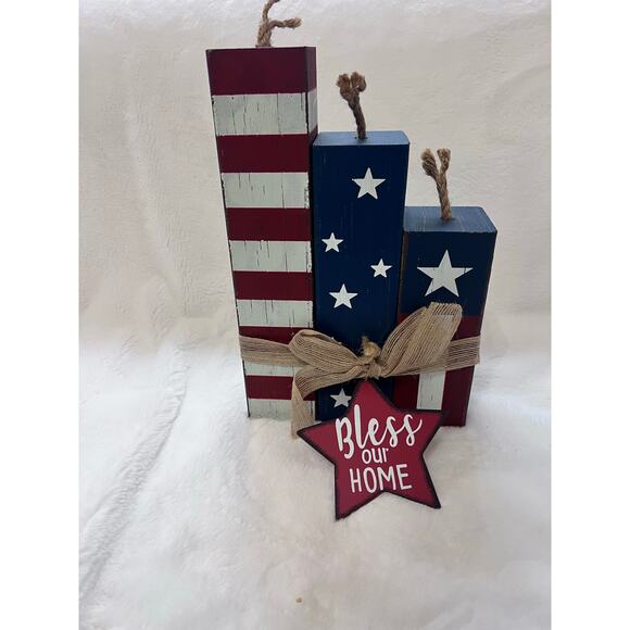 Patriotic Wooden Firecracker Centerpiece Set for Holidays - Picture 4 of 4